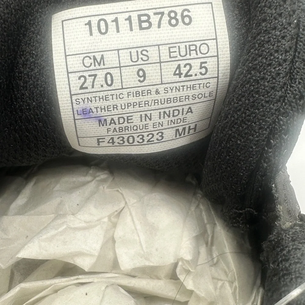 ASICS GEL-RUN ADAPT Mens 9 Black Running Shoes 1011B786-001 Sneakers‎ NEW